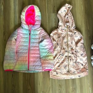 Outdoors jackets for rain and cold weather super confortables new condition